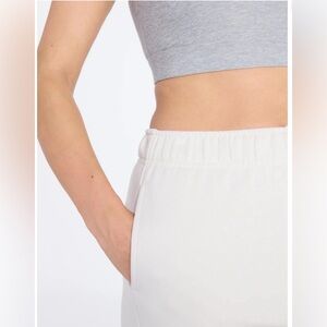 Athletic Works women’s fleece pants with pockets; size: XXXL(22)